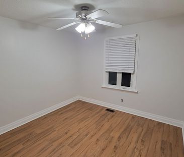 For Lease - 177 Mill Street Unit# 2, Essa, Ontario - Photo 6