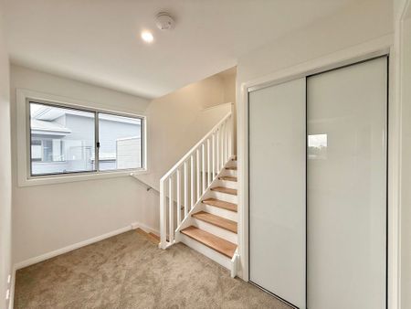 9 Botham Street, Cameron Park - Photo 2