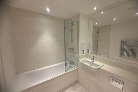 Lismore Boulevard, LONDON - Photo 4