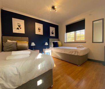 3 bedroom terraced house to rent - Photo 6