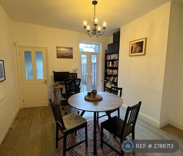 2 bedroom terraced house to rent - Photo 5