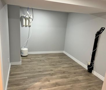 For Lease - 191 John Davis Gate, Whitchurch-Stouffville, Ontario - Photo 2