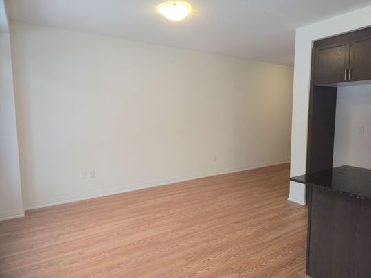 For Lease - 474 Provident Way Unit# 22, Hamilton, Ontario - Photo 1