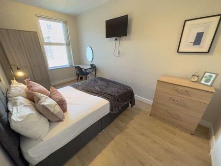 Kensington, L7 - Photo 4