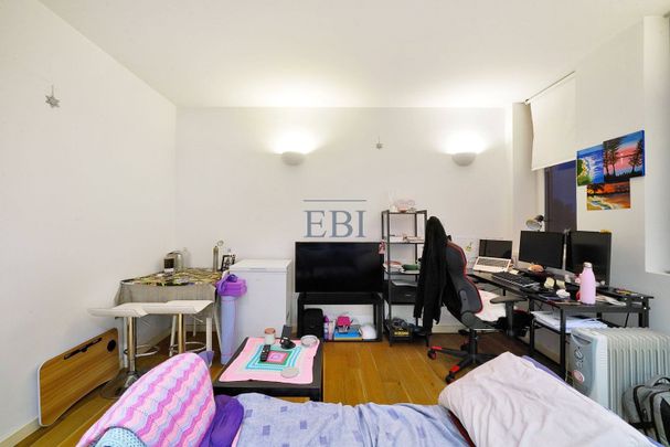 Cairncross House, Kidbrooke Village, SE3 9FY - Photo 1