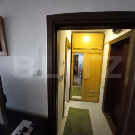 Garsoniera zona Poarta Bucurestiului - Fotografie 4