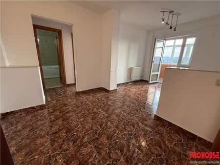 22 Decembrie - 2 camere decomandat - Photo 3