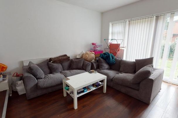 Ash Crescent , - Photo 1