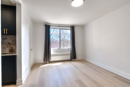 1201 Avenue Hope - Beautiful Studio for Rent! - Photo 3