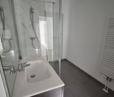Location Appartement 3 pièces 63m² LILLE 59000 - Photo 5