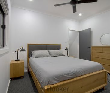 MODERN LIVING IN THE HEART OF WARNERS BAY - Photo 3