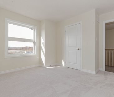 For Lease - 2 Molnar Crescent, Brantford, Ontario - Photo 2