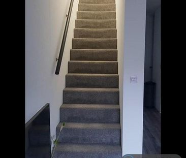 1 bedroom in a house share to rent - Photo 6