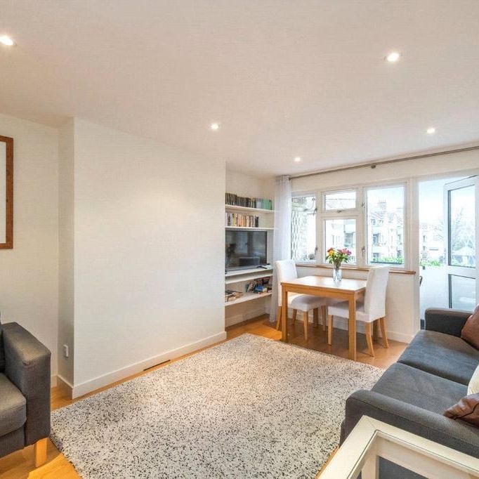 1 bedroom flat to rent - Photo 1