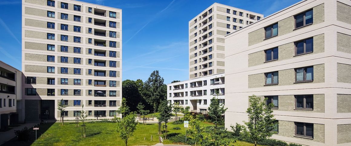 Wohngemeinschaft 2.0 im Neubau mit gehobener Ausstattung und Privatbereich //ZG EG/1.OG Whg. 2 (1.5) - Photo 1