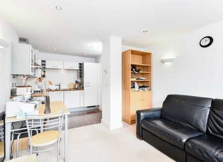 Western Gateway - Photo 3