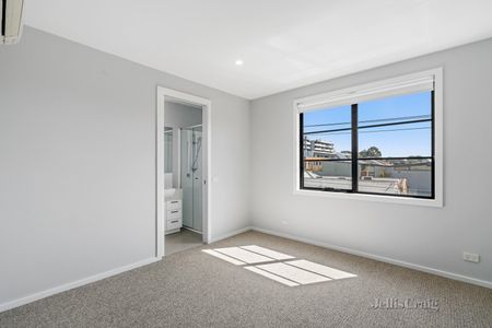 2 Clarke Street, Brunswick East - Photo 4