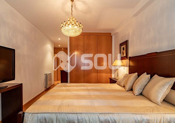 Apartamento T4 em Porto