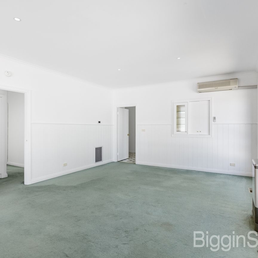 2 Bedroom Unit in Central Location - Photo 1