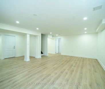 Property For Lease | X8463956 - Photo 6