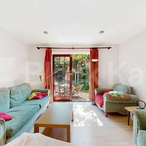 Generous four bed house, Includes heating & hot water - Photo 1