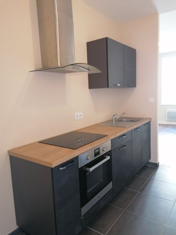 Location Appartement 2 pièces 38m² CASTRES 81100 - Photo 4