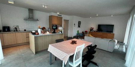 Appartement te huur in Wevelgem voor € 835 met 2 slaapkamers - Photo 3