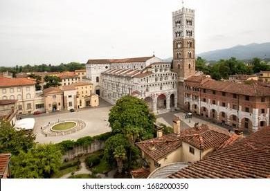 Ampio appartamento con terrazzino libero da metà marzo 2026 !