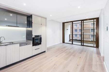 One Bedroom Plus Room-sized Study - Photo 4