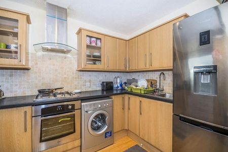 2 bedroom flat to rent - Photo 5