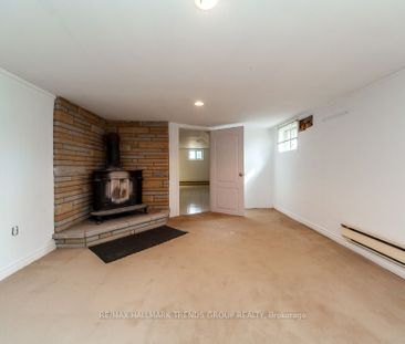 Detached Home For Lease | N8138792 - Photo 4