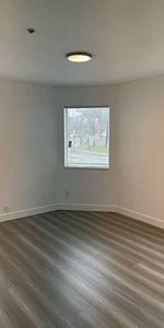 Large Renovated 1 Bedroom in Great Location - Photo 3