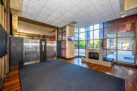 For Lease - 350 Quigley Road Unit# 421, Hamilton, Ontario - Photo 5