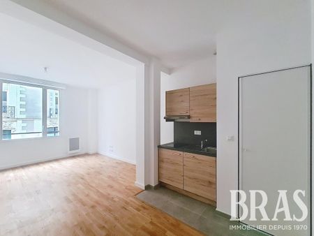 Location Appartement 1 pièce 29m² NANTES 44000 - Photo 3