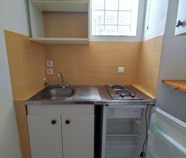 Location Appartement 1 pièce 25m² - Photo 6