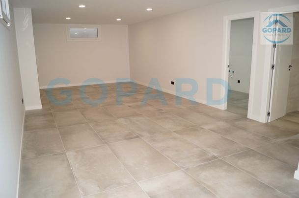 Casa adosada de alquiler en Villanueva de la Cañada ciudad - Photo 1