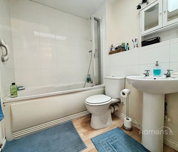 2 bedroom coach house to rent - Photo 5