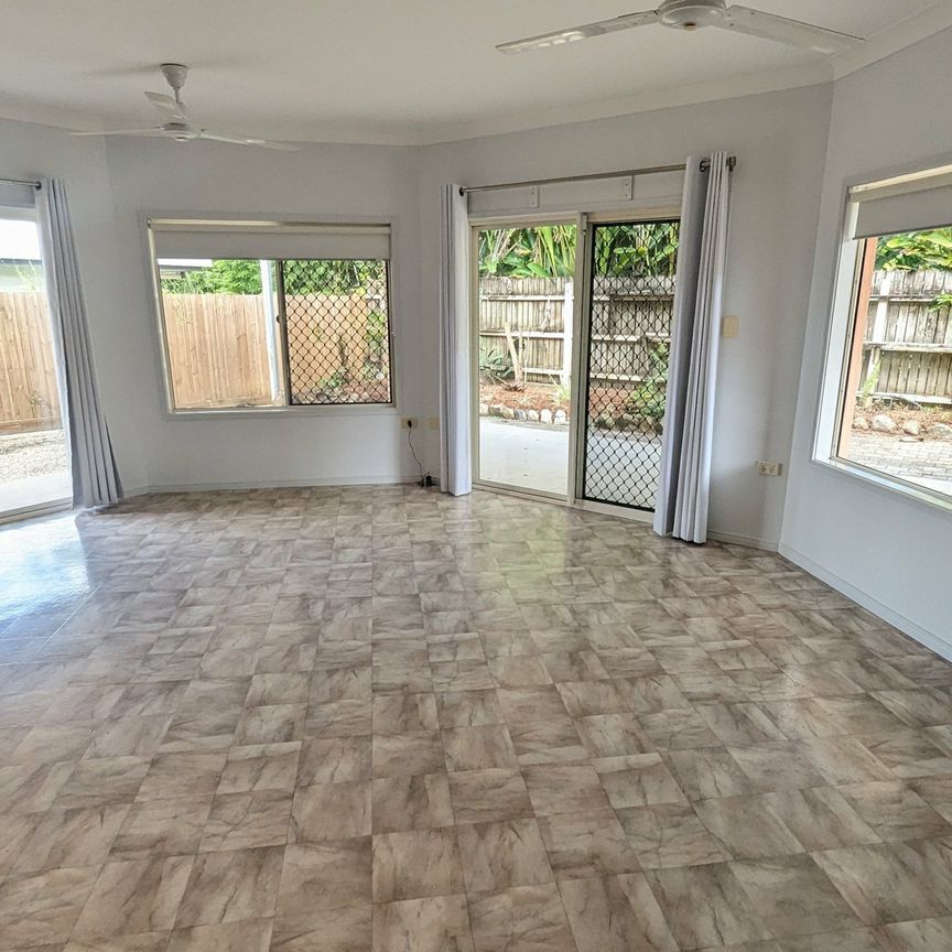 PRIVATE DUPLEX IN THE HEART OF EDGE HILL - Photo 1