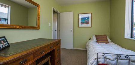 19 Reserve Close, Woolston, Christchurch - Photo 2
