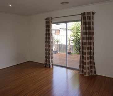 Spacious Family Living in the Heart of Williams Landing! - Photo 5