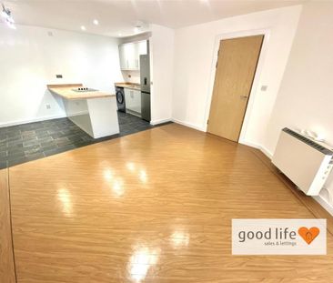 2 bedroom flat to rent - Photo 1