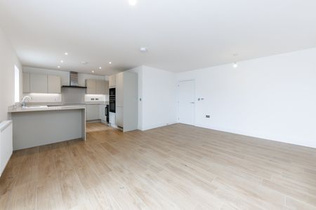 Merrileas Drive, Oxshott, Leatherhead, Surrey, KT22 flat to rent - Photo 5