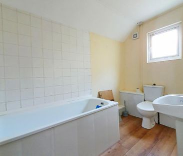 Studio to rent - Photo 6