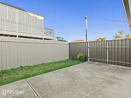 1 Esperance Street, PORT NOARLUNGA SOUTH - Photo 4