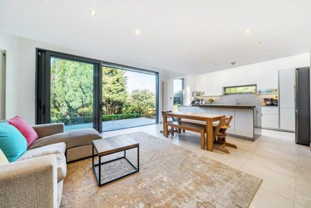 4 bedroom house to rent - Photo 3