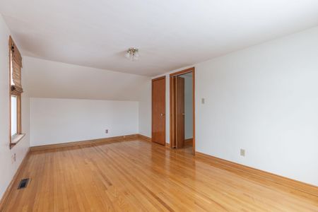 For Lease - 412 South Pelham Road, Welland, Ontario - Photo 4
