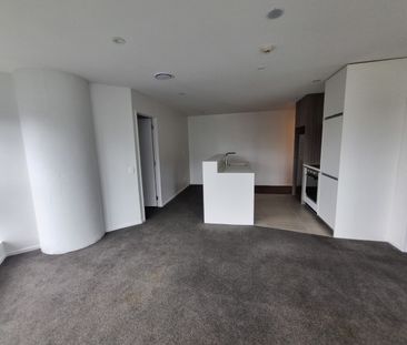 Location! Location! Location! - Photo 6