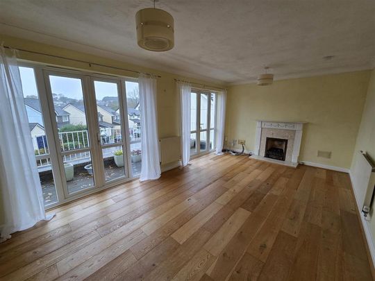 4 bedroom detached house to rent - Photo 1