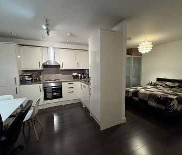 Studio to rent - Photo 5