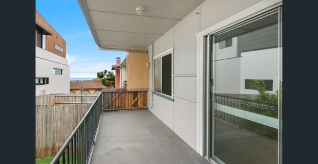 Pet Friendly Coastal Beach Shack with Ocean Views - Photo 1